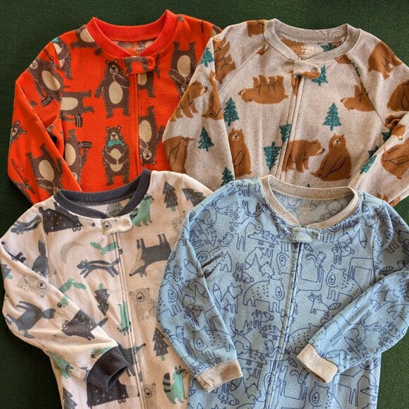 Bundle of Carter's Boy's Full-zip, Fleece, Footed Pajamas 5T 💙 - Picture 1 of 9